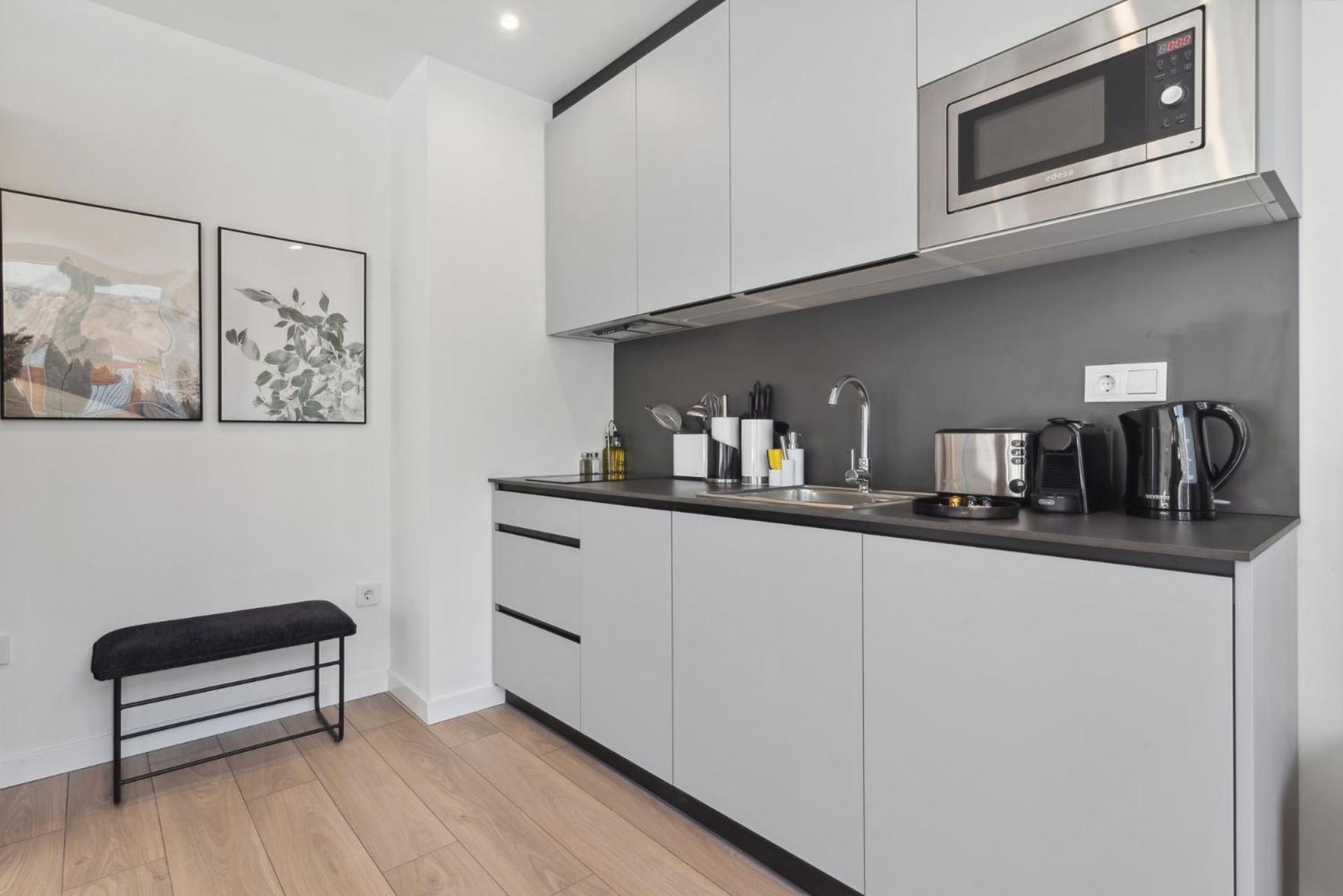 Limehome Valencia Carrer Del Pare Palau I Quer Habitación foto