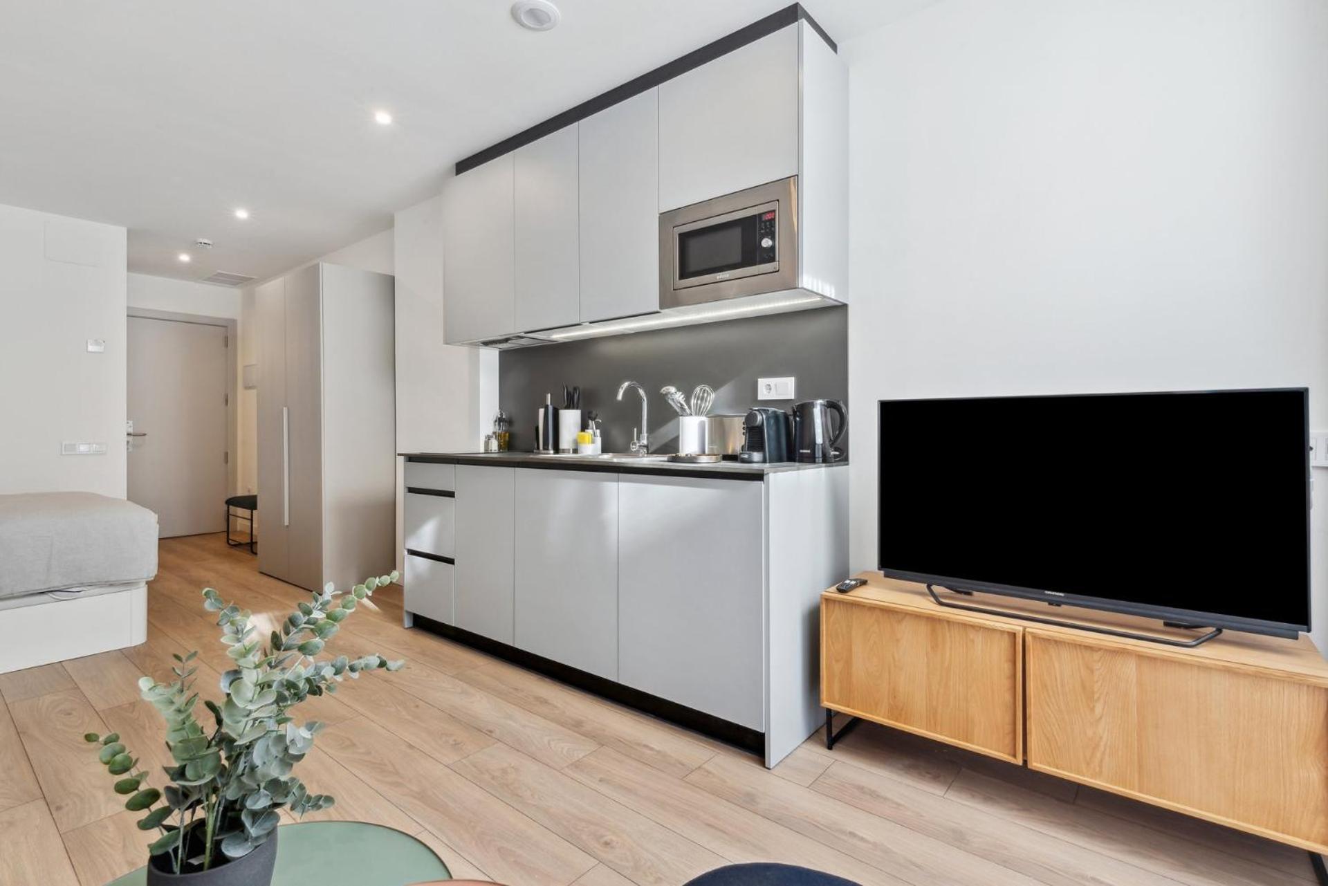 Limehome Valencia Carrer Del Pare Palau I Quer Habitación foto